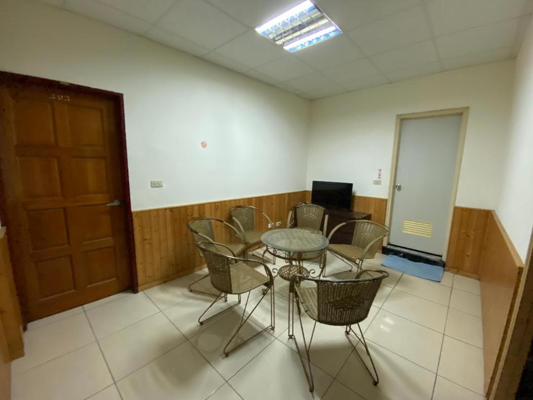 Xiao Gu Homestay T'ai-tung Buitenkant foto